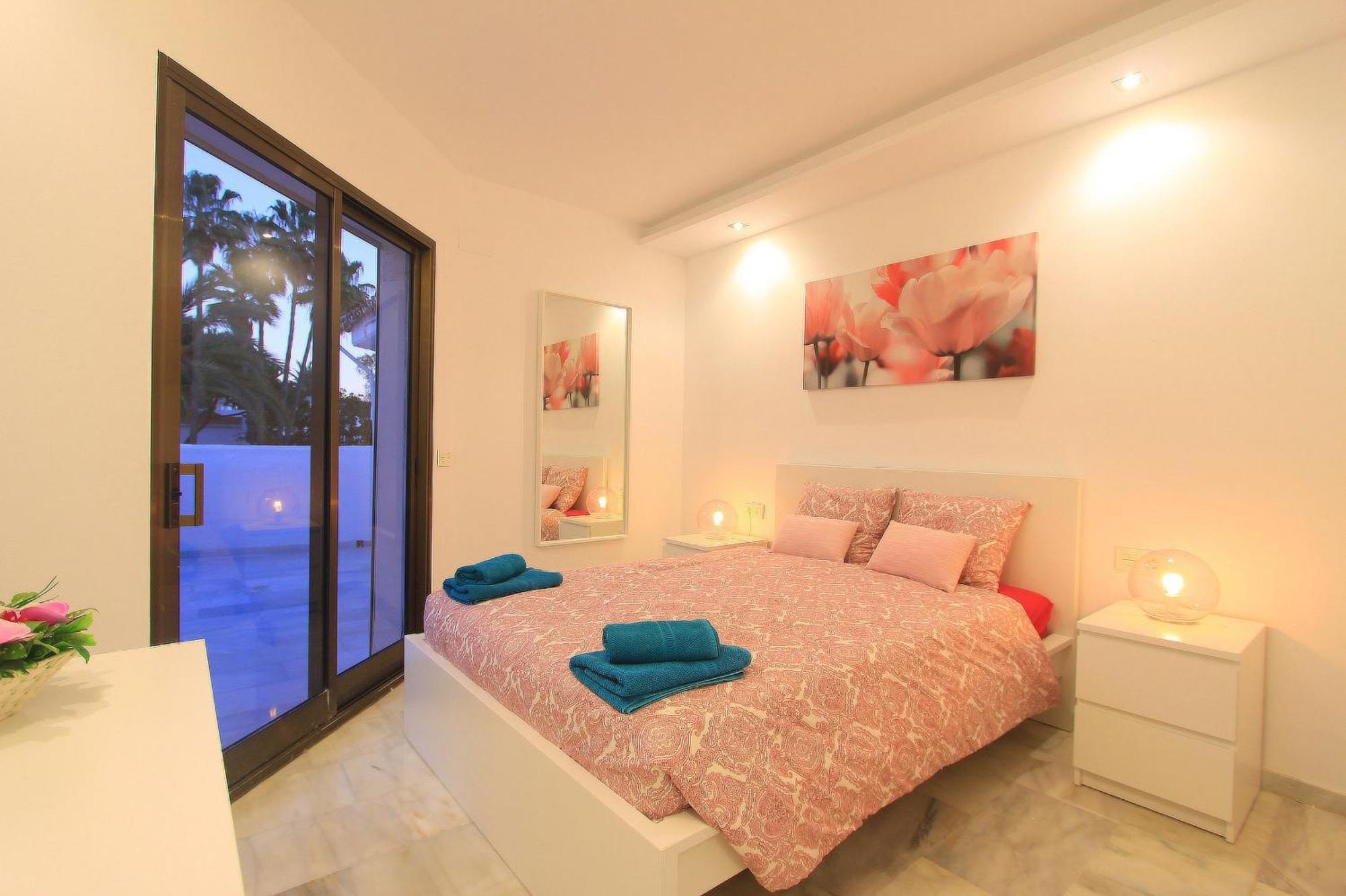 מארבלה 1108 Beachfront 2 Apartments With Roofterrace 80Mtrgt Beach 3 Pools מראה חיצוני תמונה