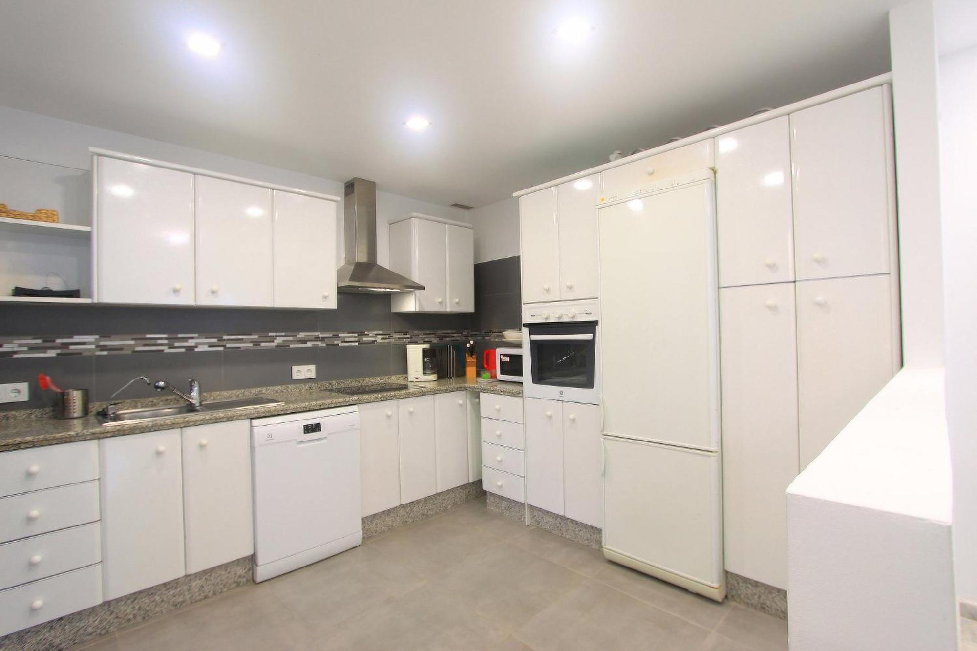 מארבלה 1108 Beachfront 2 Apartments With Roofterrace 80Mtrgt Beach 3 Pools מראה חיצוני תמונה