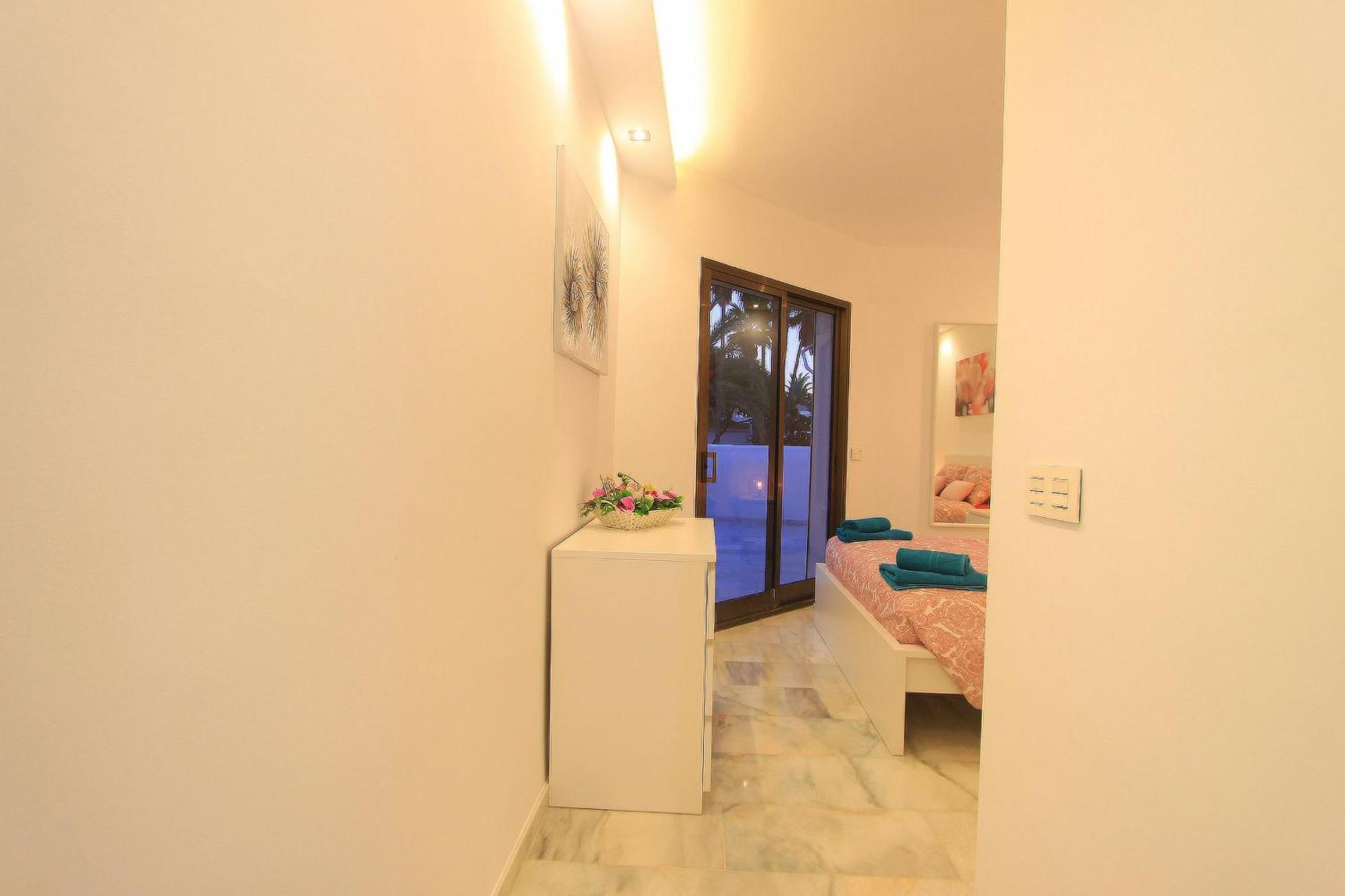 מארבלה 1108 Beachfront 2 Apartments With Roofterrace 80Mtrgt Beach 3 Pools מראה חיצוני תמונה