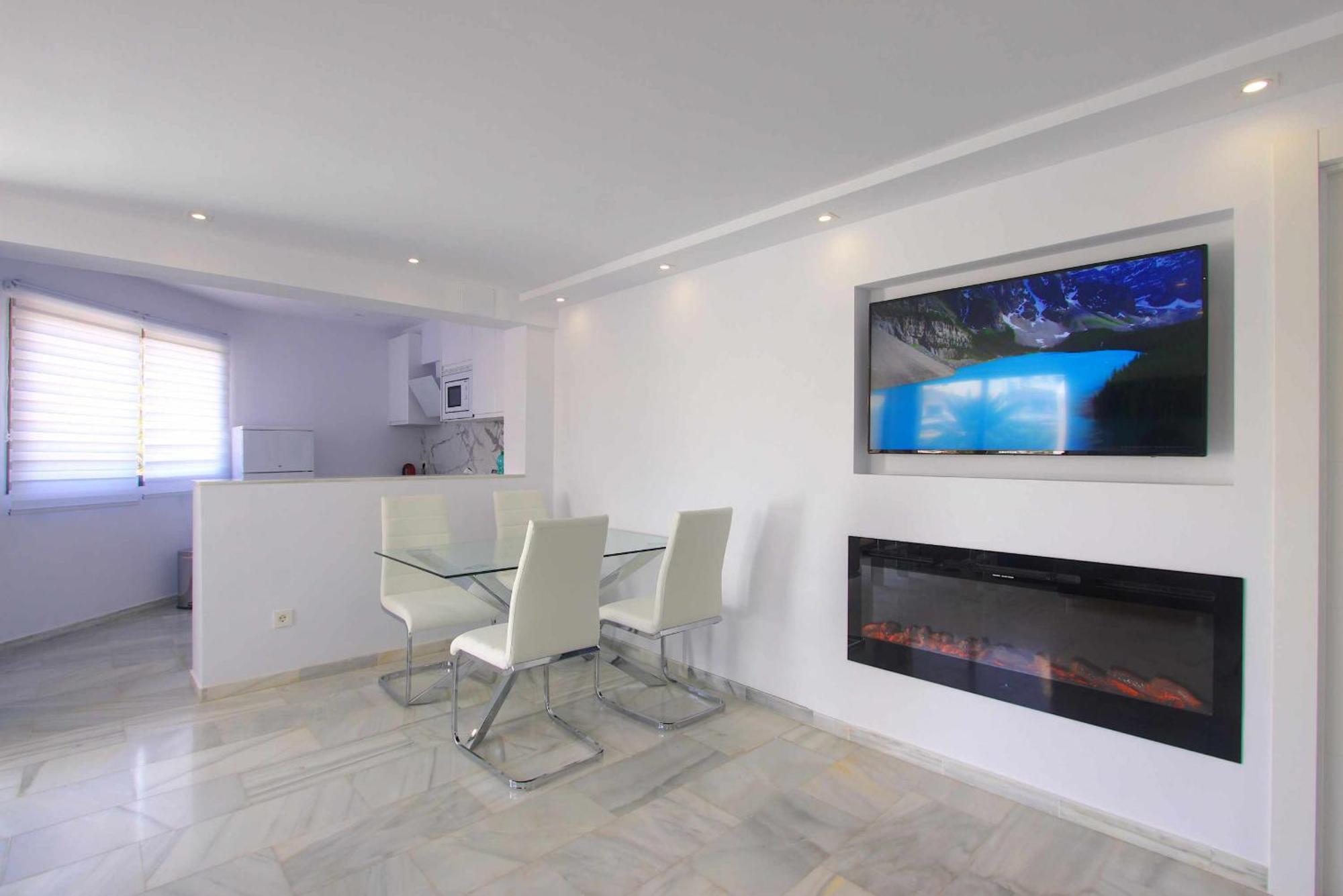 מארבלה 1108 Beachfront 2 Apartments With Roofterrace 80Mtrgt Beach 3 Pools מראה חיצוני תמונה