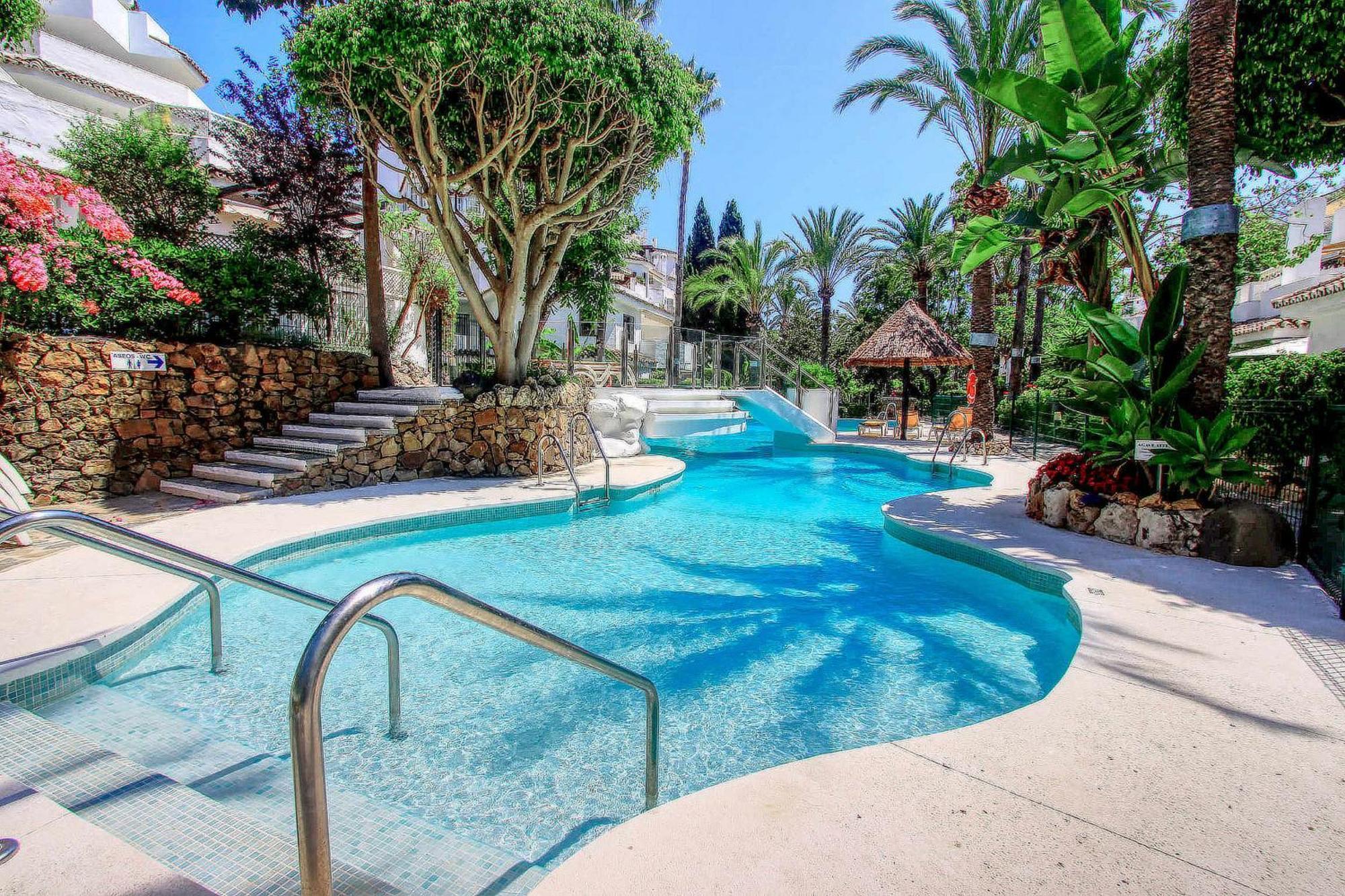 מארבלה 1108 Beachfront 2 Apartments With Roofterrace 80Mtrgt Beach 3 Pools מראה חיצוני תמונה